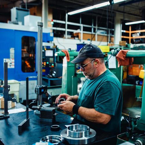 The Fundamentals of Spur Gear Manufacturing